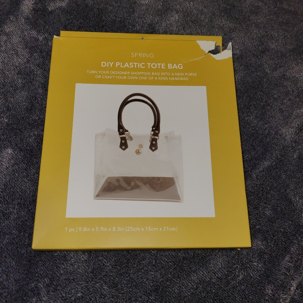 DIY Plastic Tote Bag
